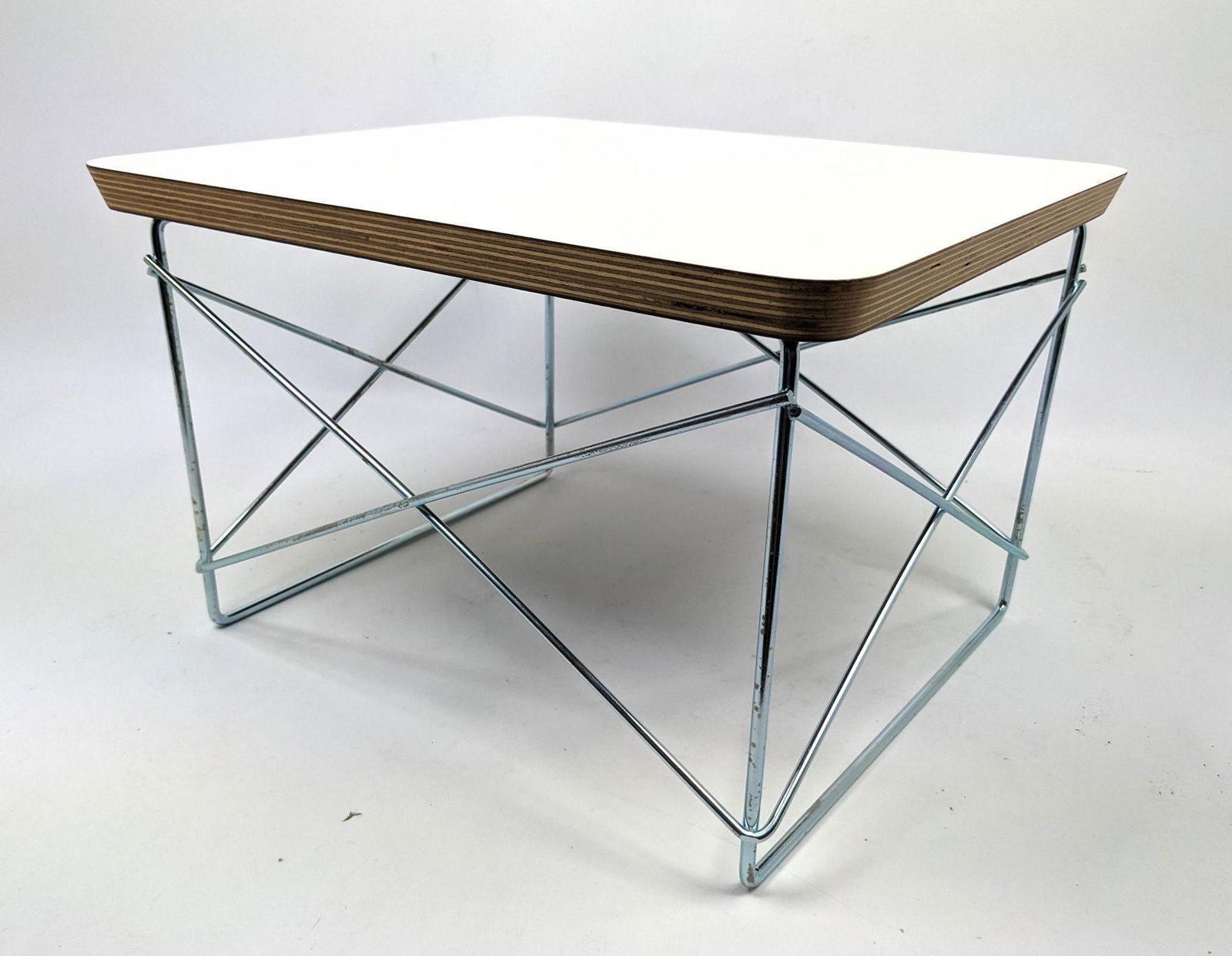 CHARLES EAMES for HERMAN MILLER "LTR" Table. White Lami (1 of 9)