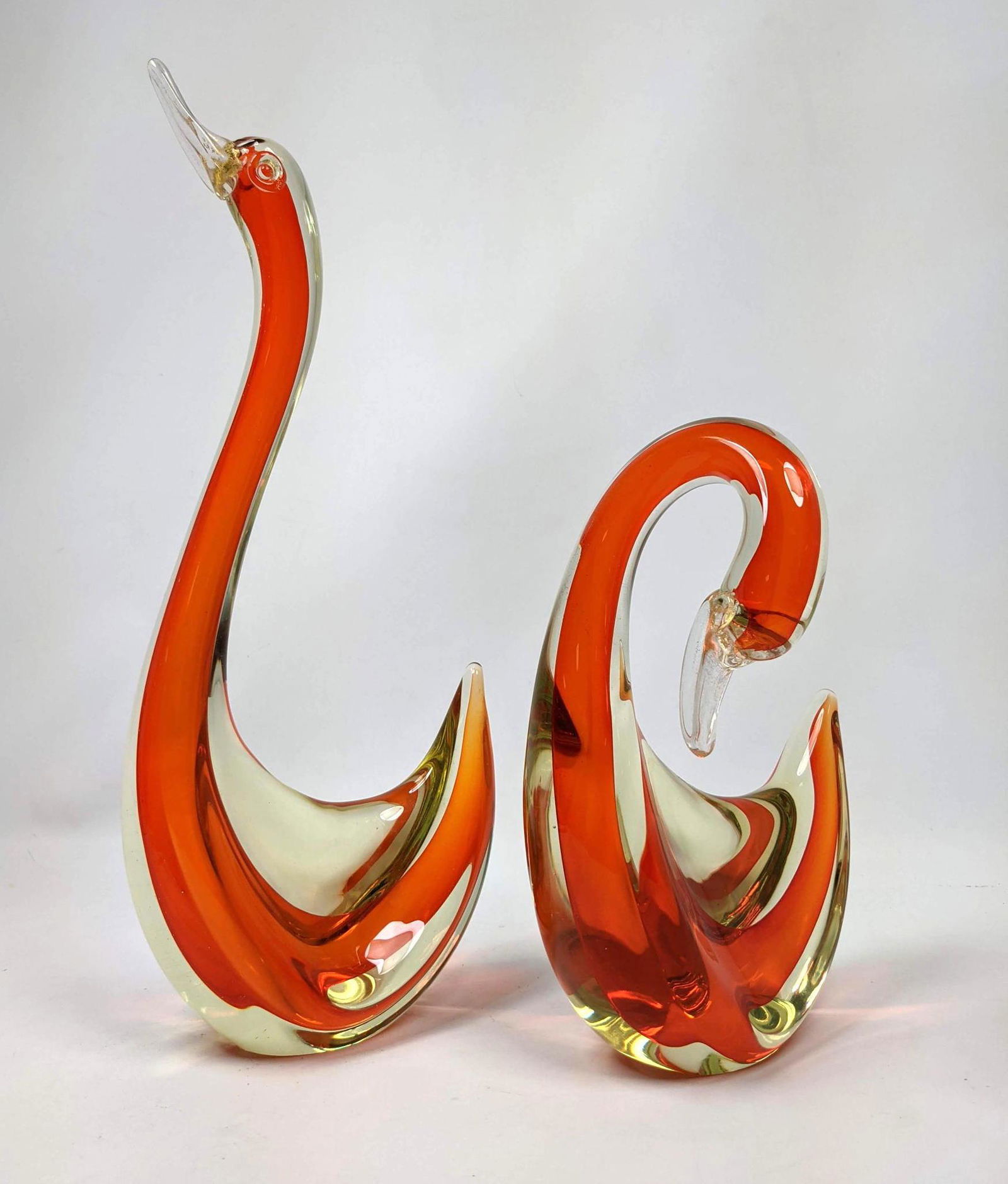 2pc Murano style Art Glass Swan Figures. Cased glass. (1 of 14)