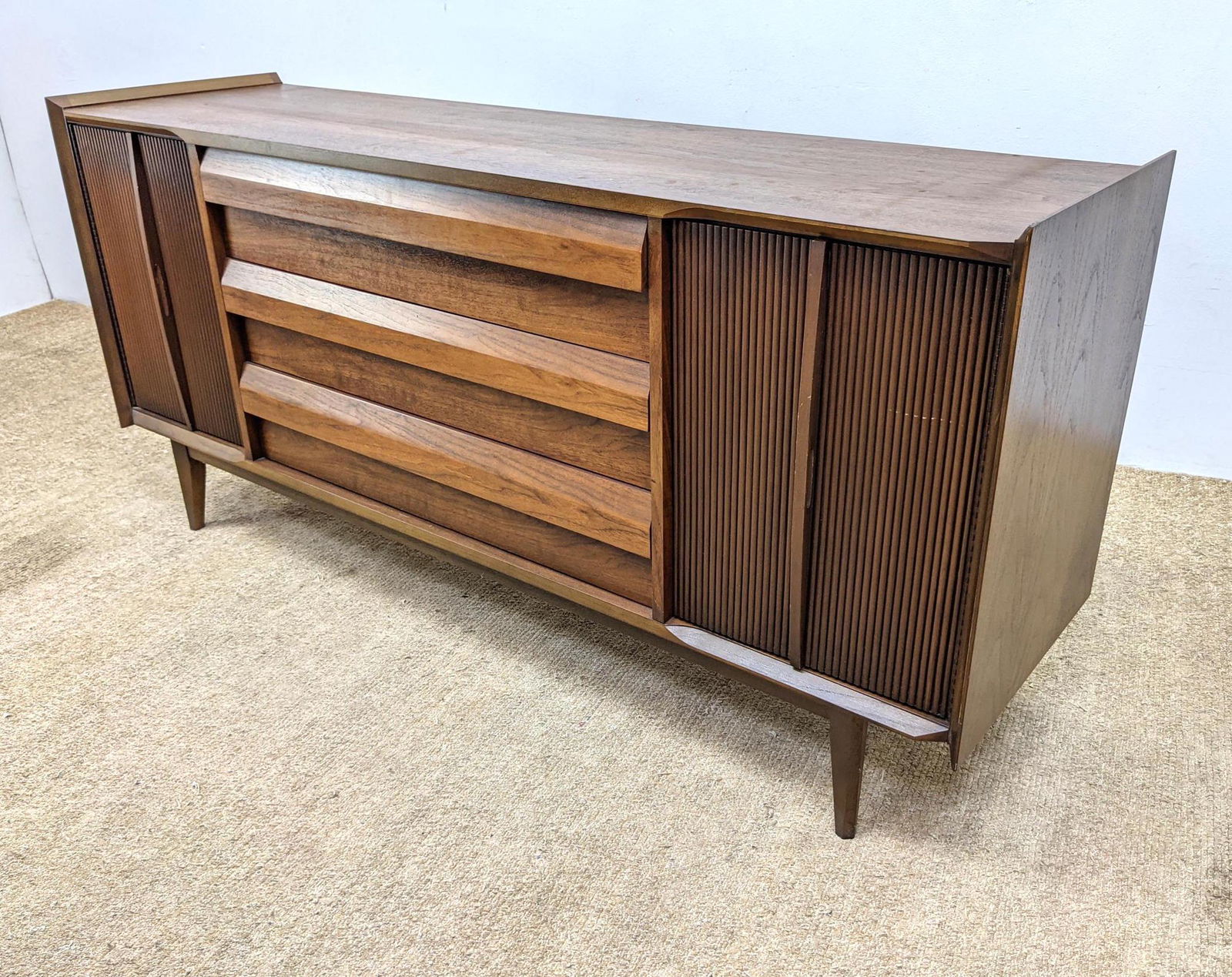 LANE American Modern Walnut Credenza Sideboard. Raised (1 of 14)