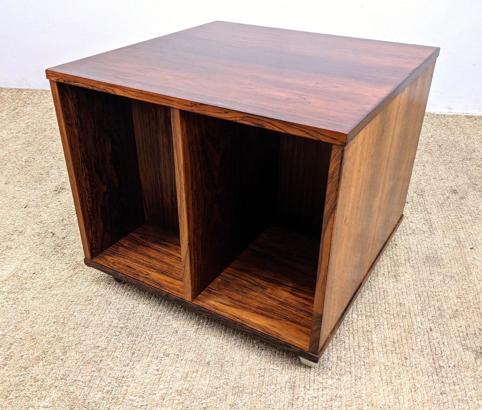 Rosewood Storage Cube Table. Open storage. Rolls on Cas (1 of 13)