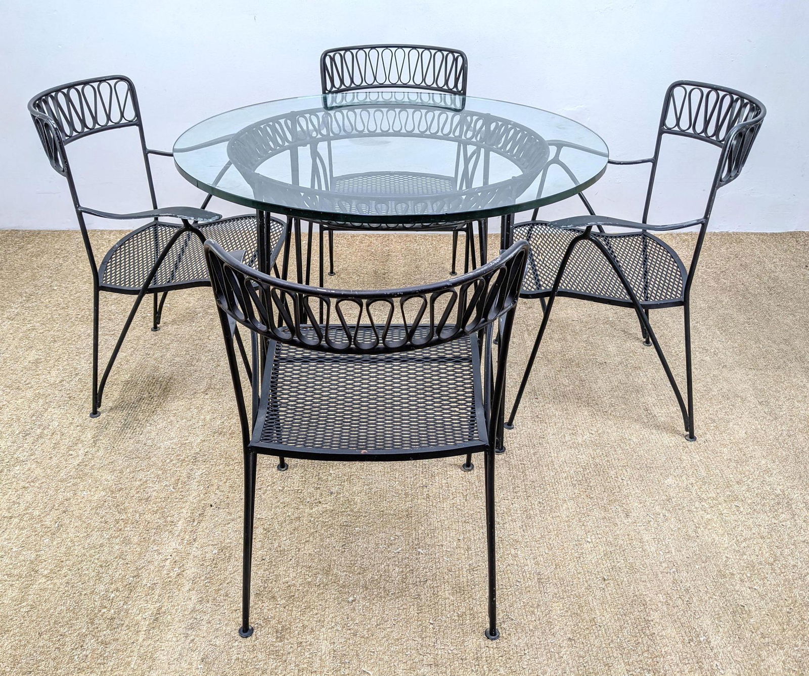 SALTERINI Iron Dinette Patio Set.  Table and 4 Chairs. (1 of 20)