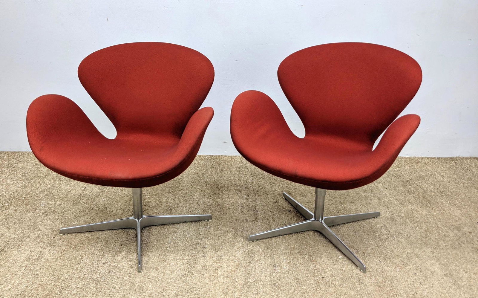 Pr ARNE JACOBSEN Swan Lounge Chairs. FRITZ HANSEN Manuf (1 of 20)