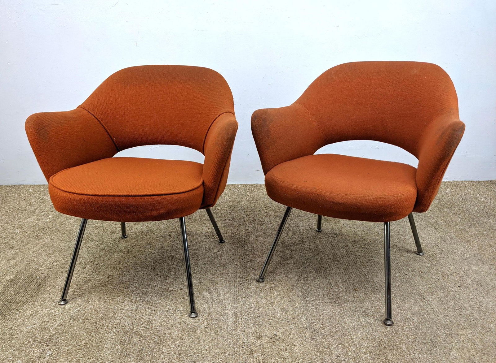 Pr EERO SAARINEN for KNOLL Chairs. Unmarked. (1 of 14)