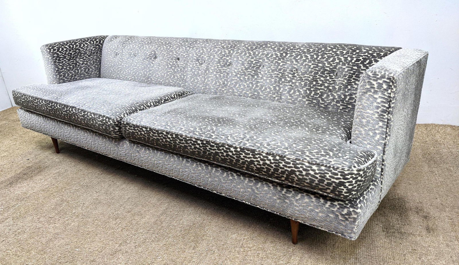 EDWARD WORMLEY Dunbar Sofa Couch.  Newly Upholstered. R (1 of 18)