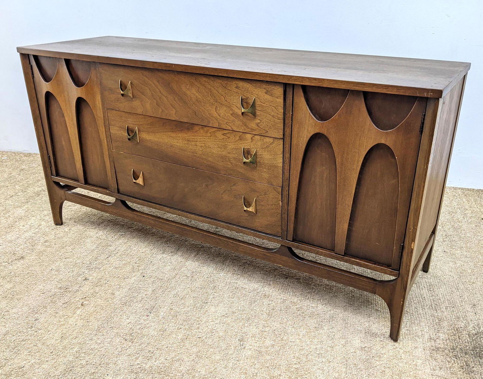 Walnut Brasilia by BROYHILL BRASILIA Modernist Credenza (1 of 16)