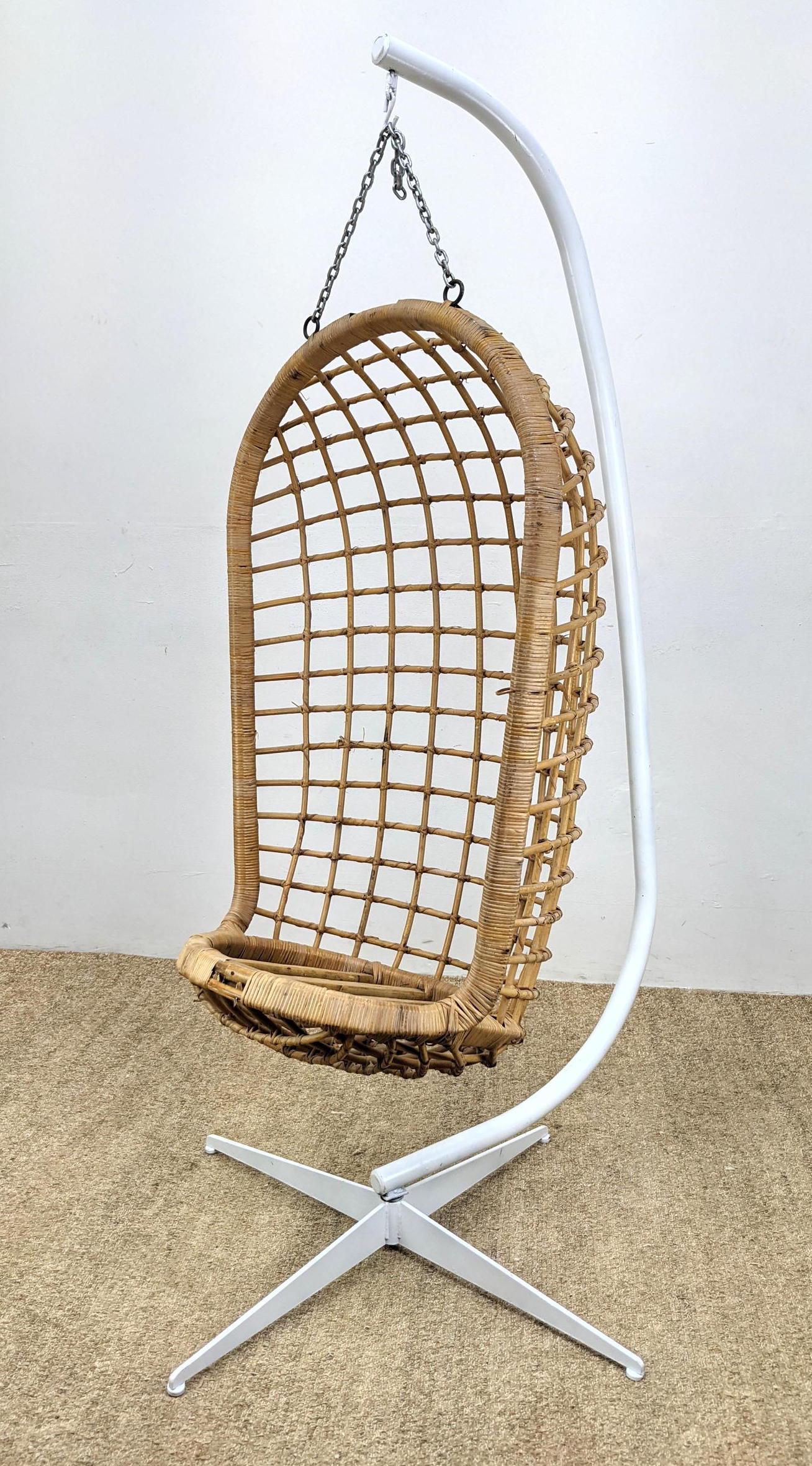Vintage Hanging Rattan Wicker Chair with Metal Frame su (1 of 17)