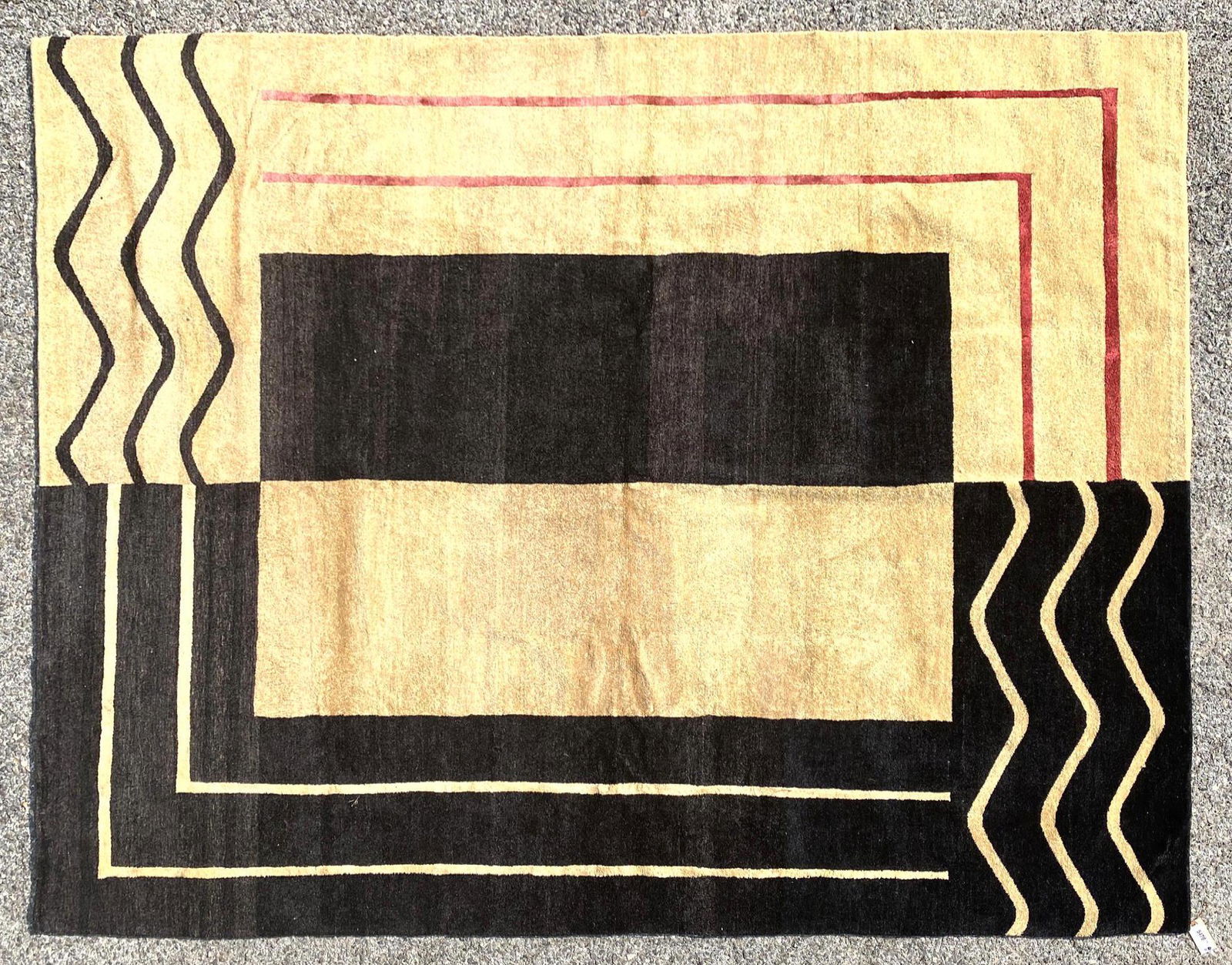 8'x5'11 Modernist Carpet Rug. Geometric pattern. (1 of 10)