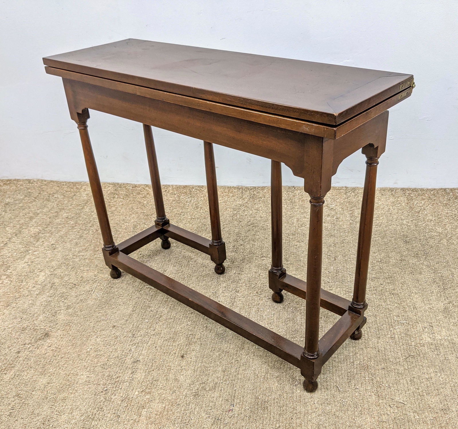 KITTINGER Flip Top Sofa Console Table. Marked. (1 of 17)