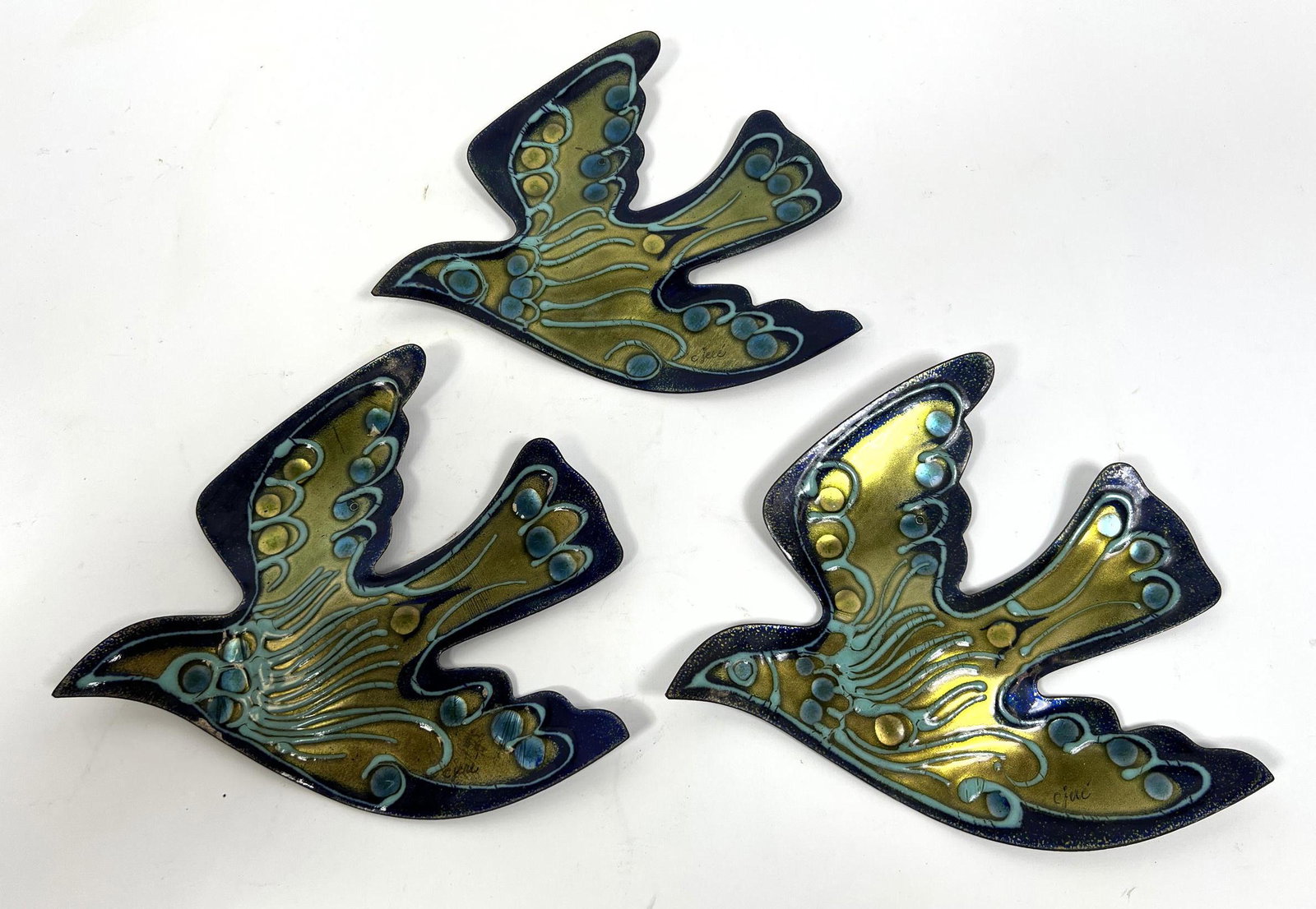 3pcs C Jere Enamel Bird Wall Hangings. (1 of 9)