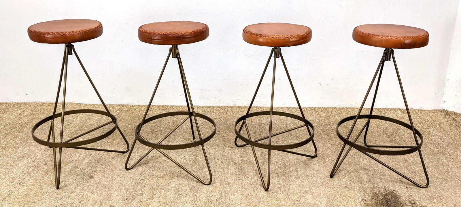 Set 4 Leather Hairpin Metal Modernist Bar Stools. Brown (1 of 9)