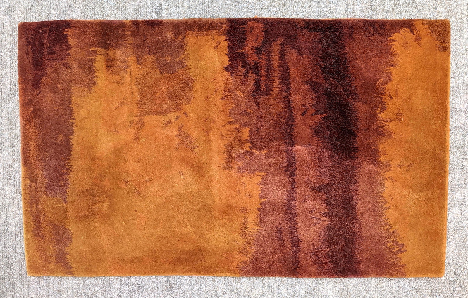 5'2" x 3'1" CALVIN KLEIN Handcrafted Wool Rug. Abstract (1 of 12)