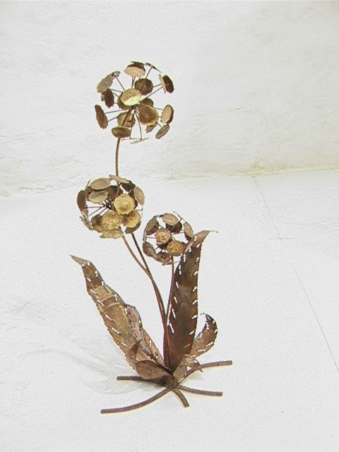 Curtis Jere Style Table sculpture. Three pom pom: Curtis Jere Style Table sculpture. Three pom pom Flowers. Unmarked. Dimensions: H: 32 inches: W: 15 inches: D: 14.25 inches Condition (General): Very Good Condition. Please contact us with specific qu