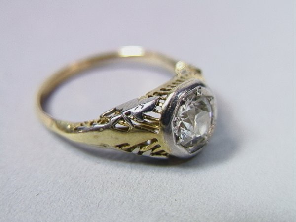 Diamond Solitaire Ring. Approx. .60C. Gold set: Diamond Solitaire Ring. Approx. .60C. Gold setting as is. Diamond very clean with good color.-- Dimensions: --- Please contact us with specific questions about condition, not visible in the photos. --