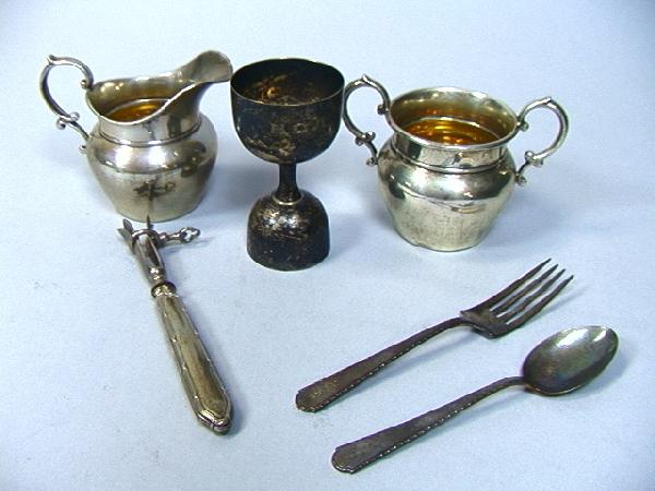 6 pcs STERLING: CALDWELL Creamer & Sugar; CALDWEL: 6 pcs STERLING: CALDWELL Creamer & Sugar; CALDWELL Shot Measurers; etc. (Silver weights are for weighable silver only. We did not count handles or weighted pieces in our weight measurement.)-- Dimensi