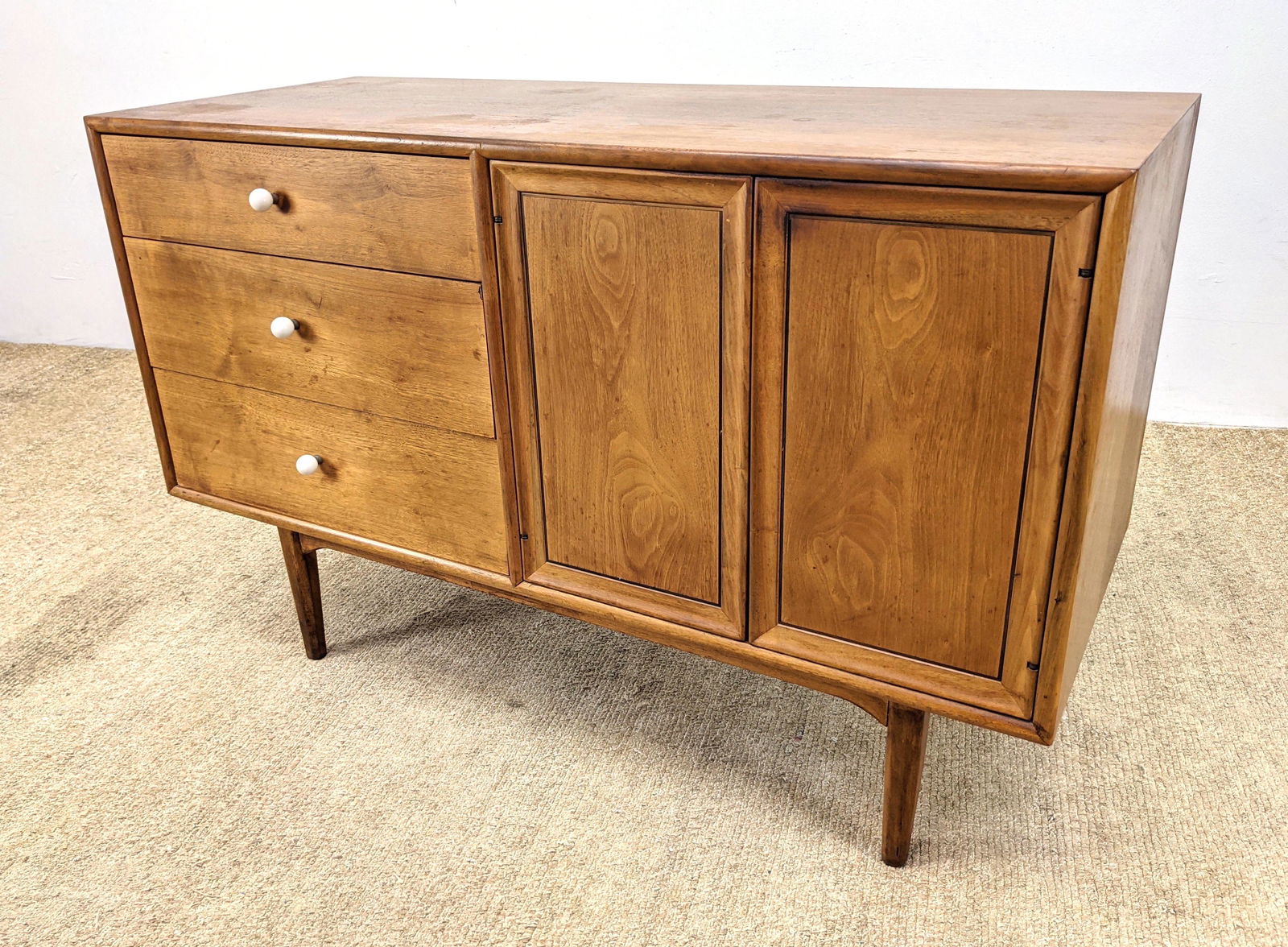 DREXEL Declaration Server Buffet Modernist Cabinet. (1 of 13)