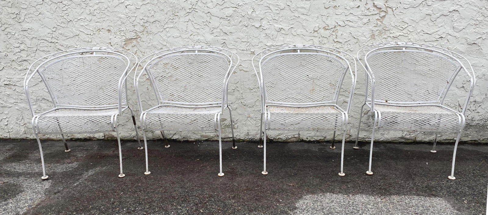 Set 4 Salterini Style Chairs. Outdoor Patio. (1 of 9)