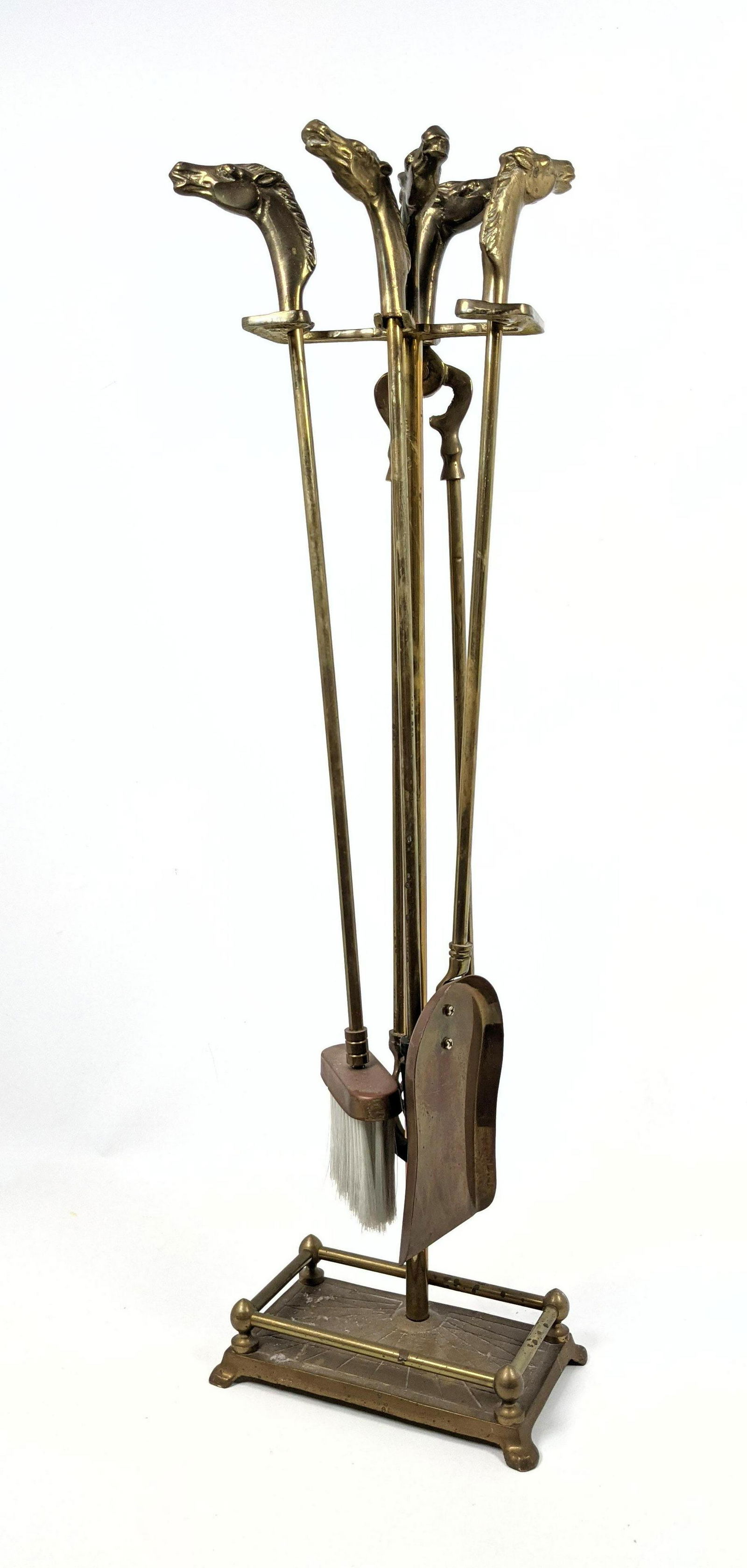 Horse Head Set of Fireplace Tools with Stand. (1 of 12)