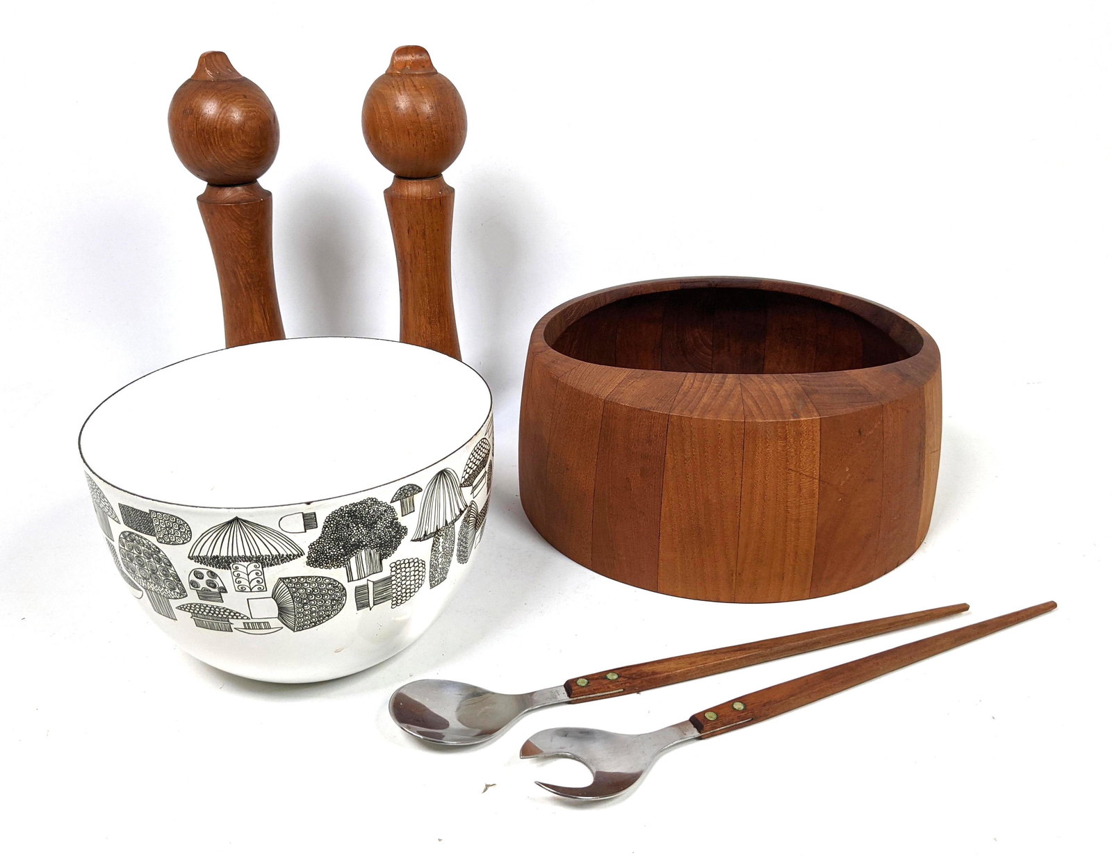 6pc Collection of Modern Design Items. Includes FINEL M (1 of 20)