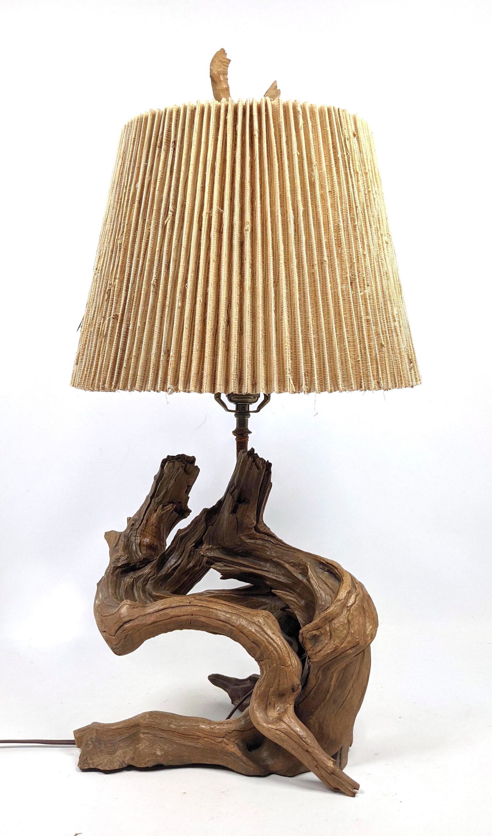 Natural Driftwood Table Lamp (1 of 15)