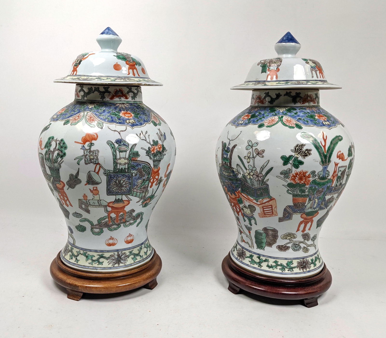 Pr Lidded Chinese Pottery Ginger Jars. Wood Bases (1 of 11)