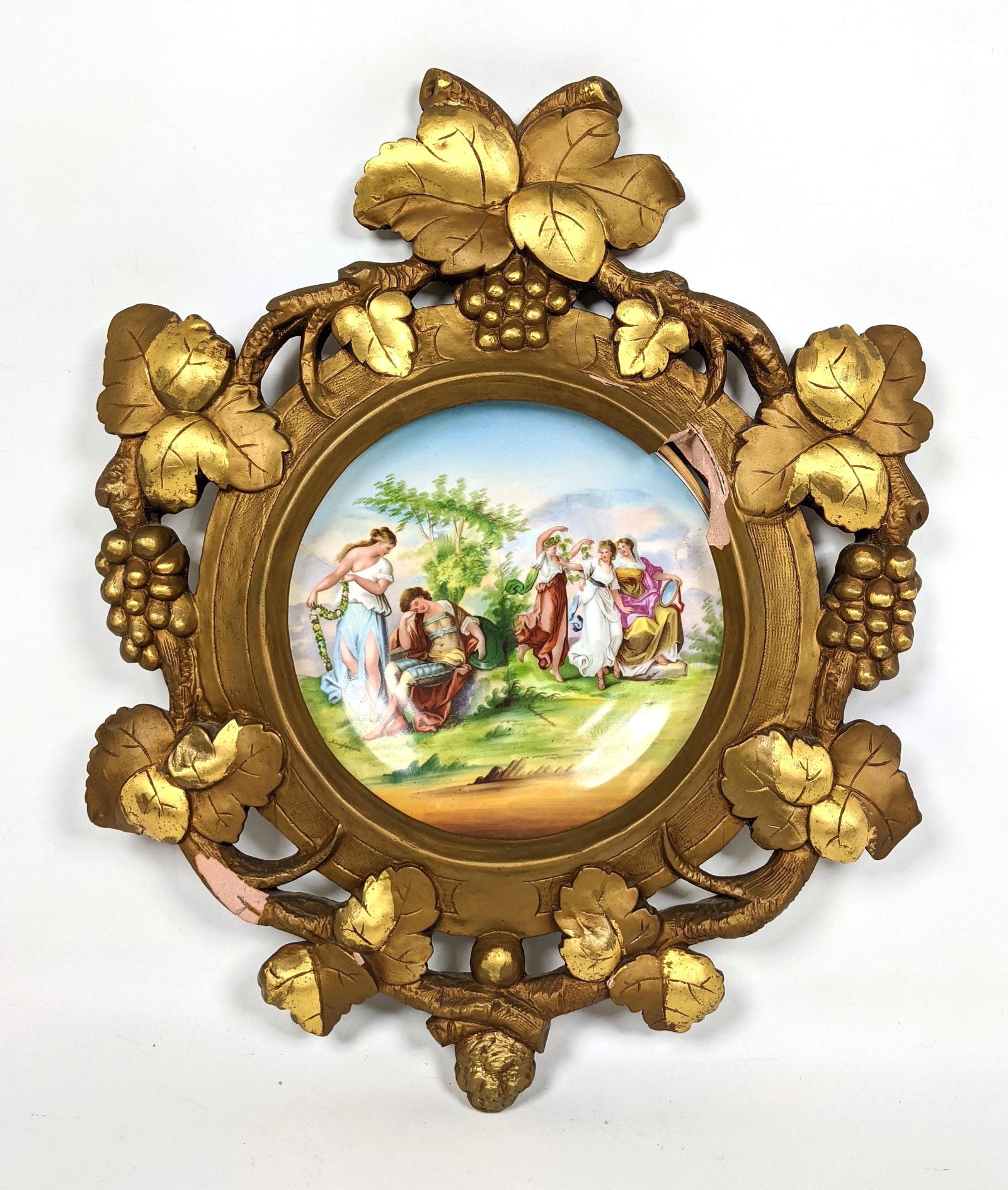 VICTORIA Austria Decorative Vintage Plate. Carved Wood (1 of 12)