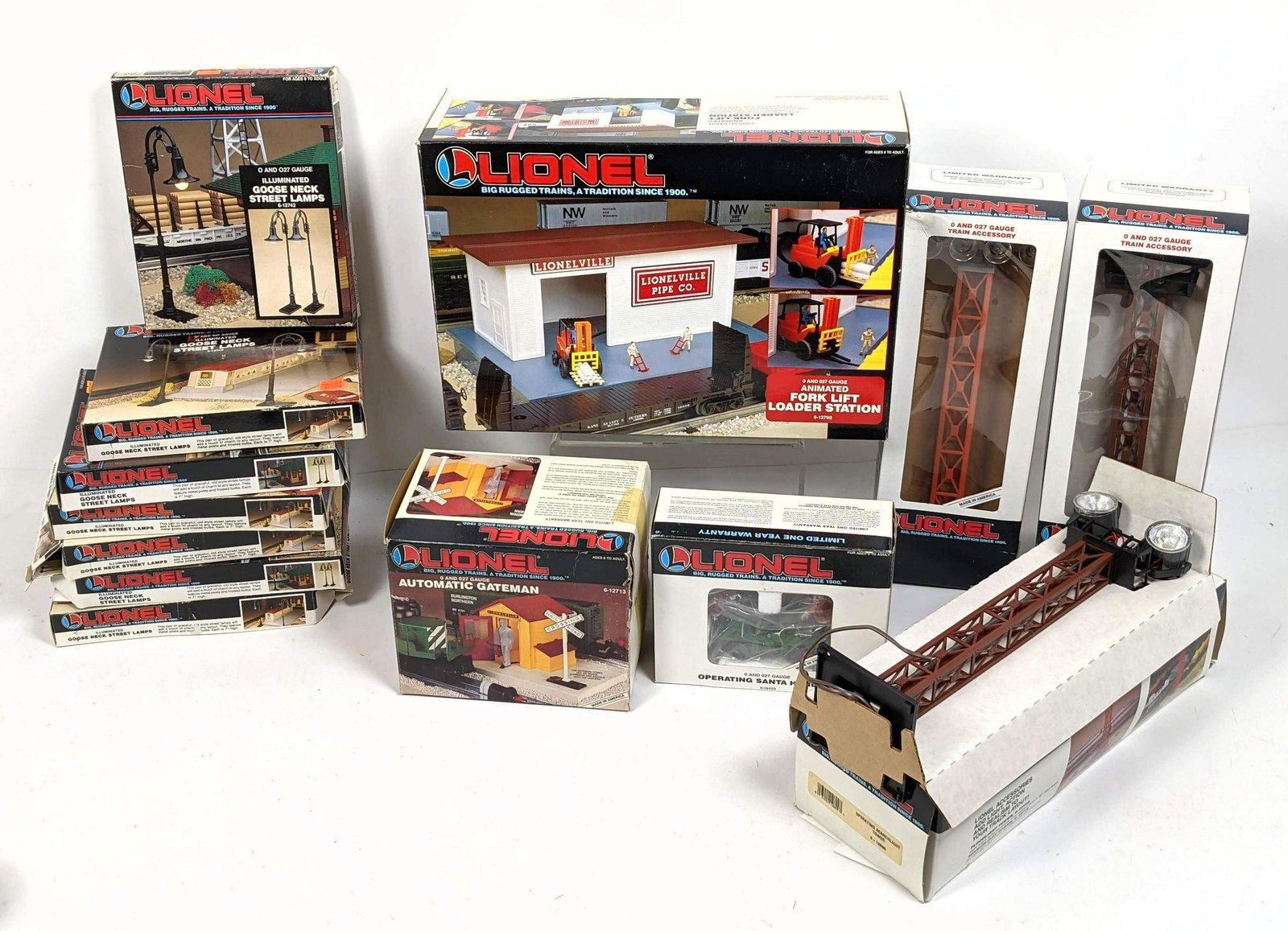 6-12798 LIONEL Model Railroad Train Accessories. Fork l (1 of 10)