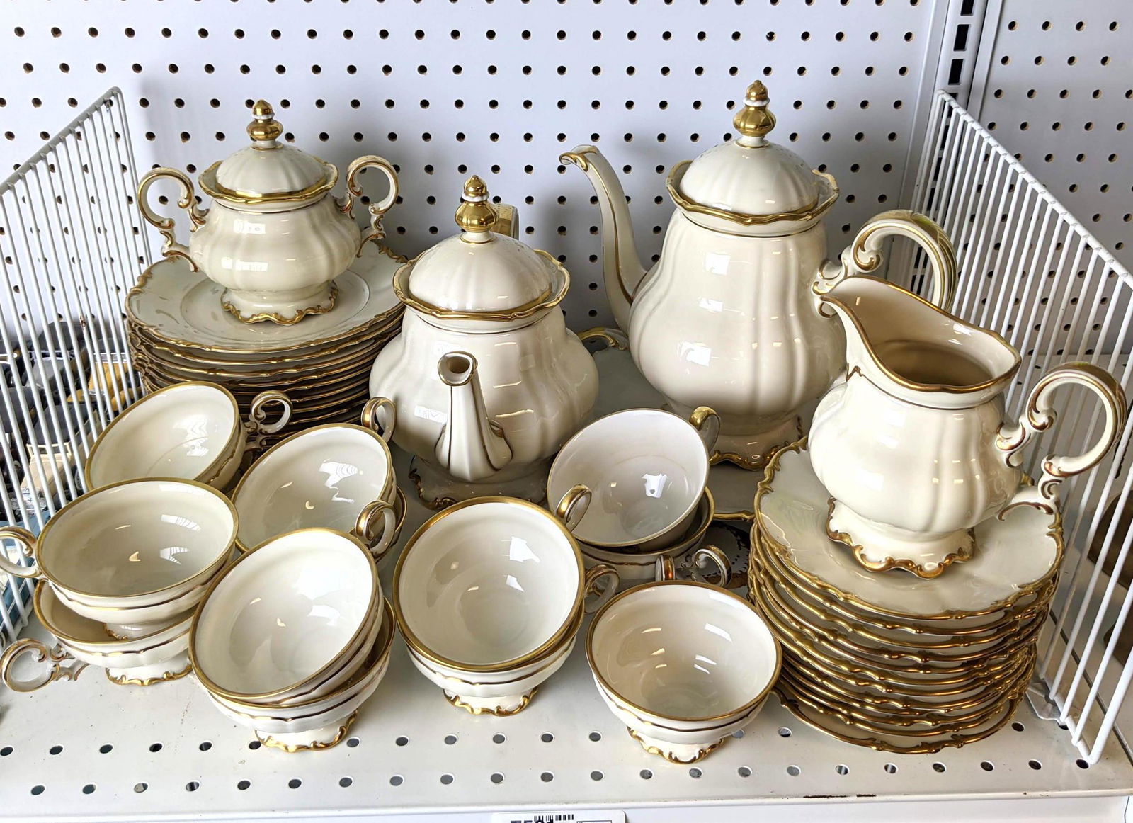 HUTSCHENREUTHER Tea Coffee Pot Set. Cream China. Gold R (1 of 8)