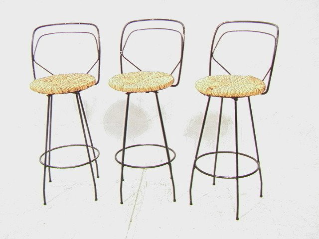 Set 3 pc SALTERINI Iron Hairpin Bar Stools with R: Set 3 pc SALTERINI Iron Hairpin Bar Stools with Rush Seats. Marked. -- Dimensions: H: 39.5 inches: W: 17 inches: D: 16 inches --- Condition (General): Wear to paint. Few losses to rush. One wood seat 