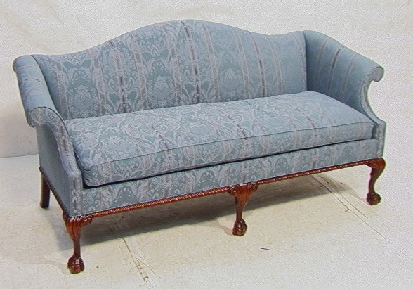 HICKORY Ball and Claw Sofa Couch: HICKORY Ball and Claw Sofa Couch-- Dimensions: --- Condition (General): Excellent condition. Please contact us with specific questions about condition, not visible in the photos. ---