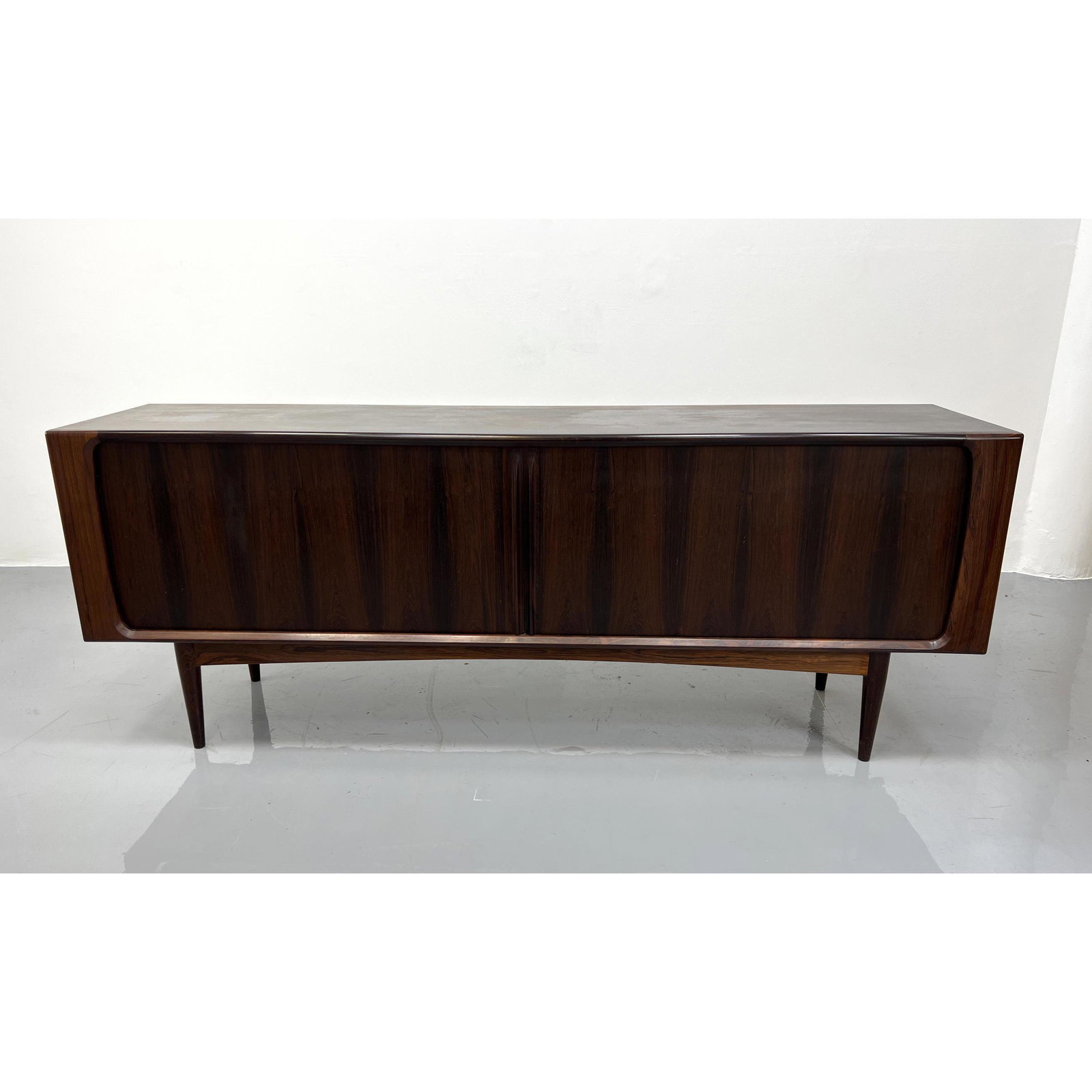 BERNHARD PEDERSEN & Sons Rosewood Credenza. Danish Mode (1 of 15)