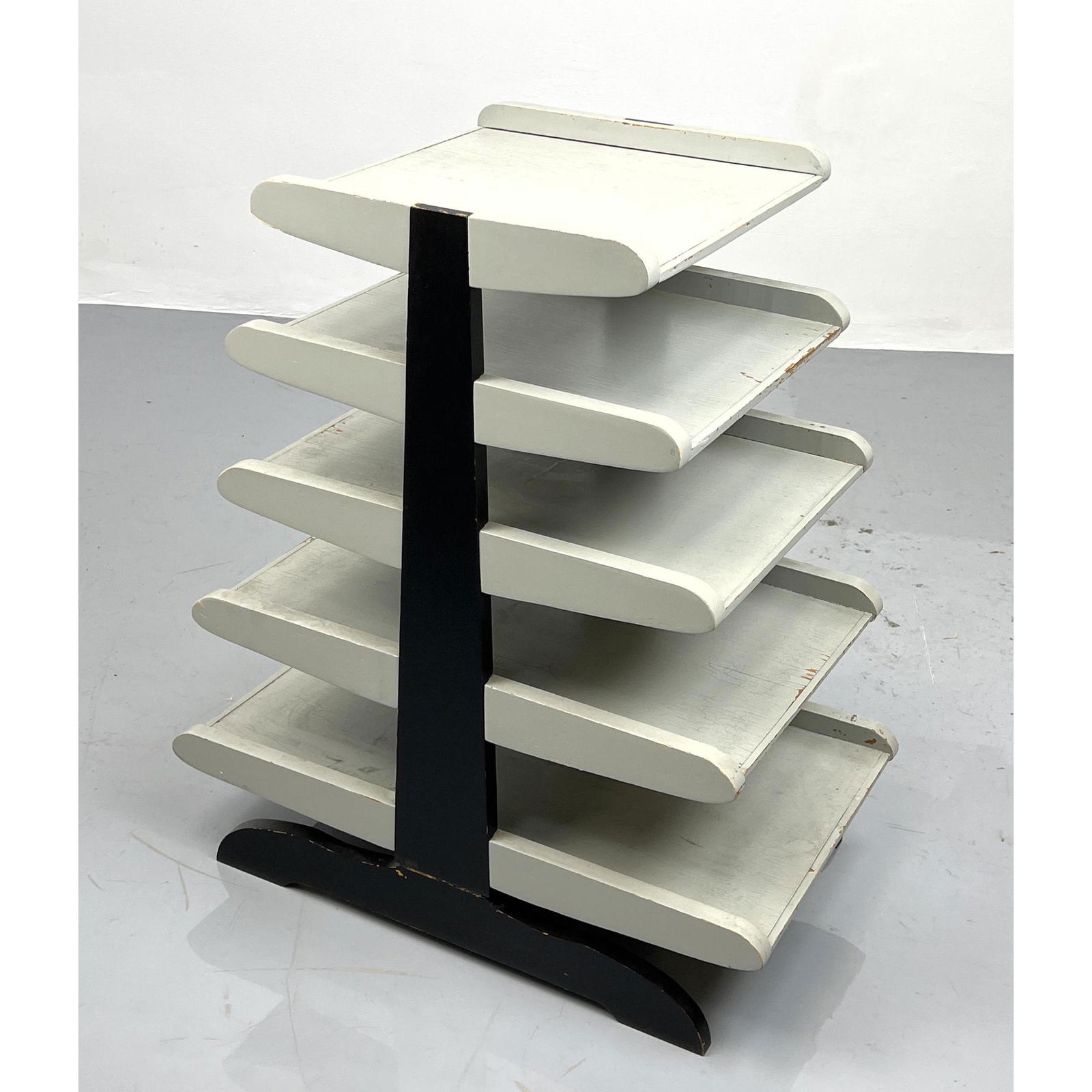 Dunbar style Graduated Tier Wood Magazine Stand Rack. P (1 of 8)