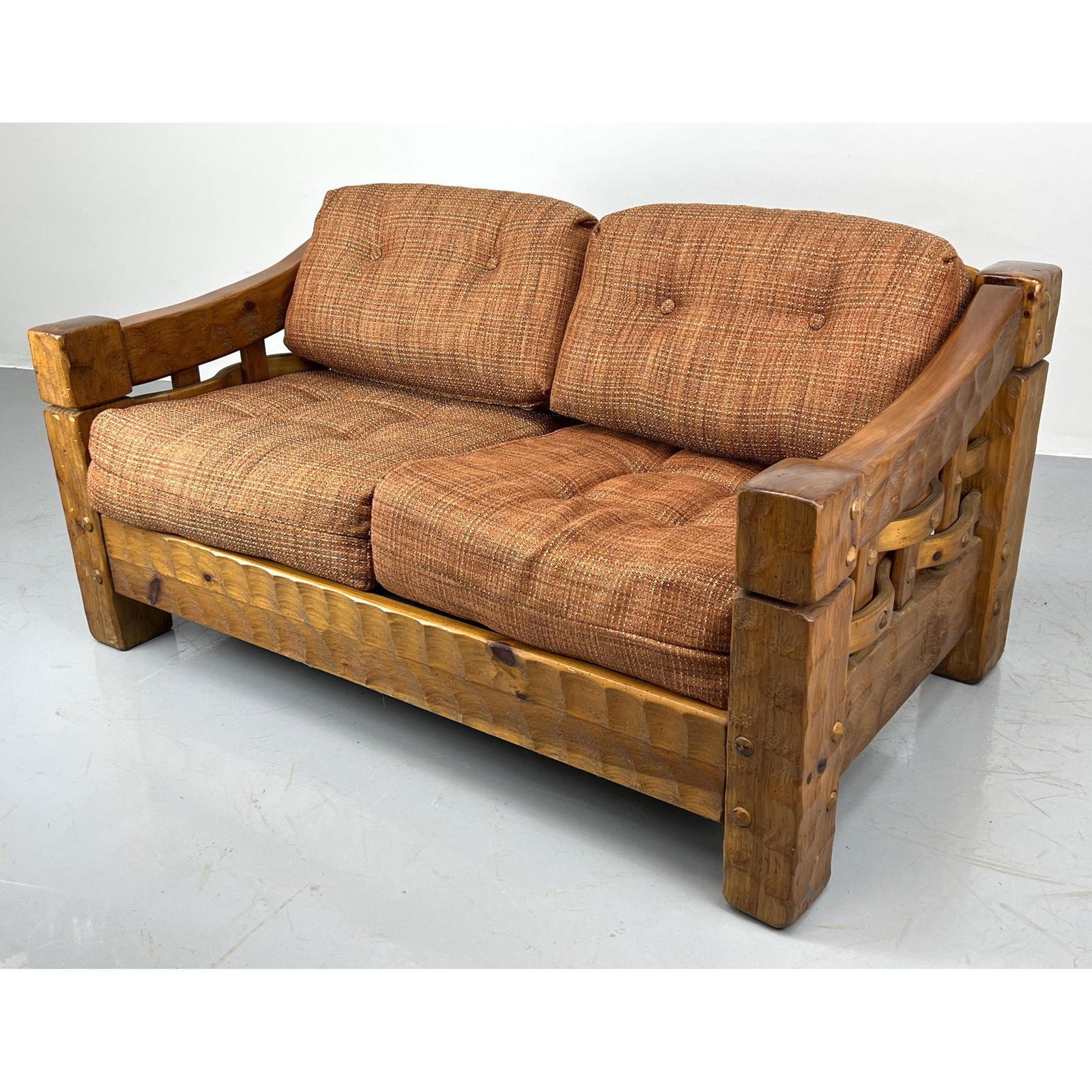 NULL American Modern Love Seat Sofa. Heavy Sculpted Car (1 of 11)