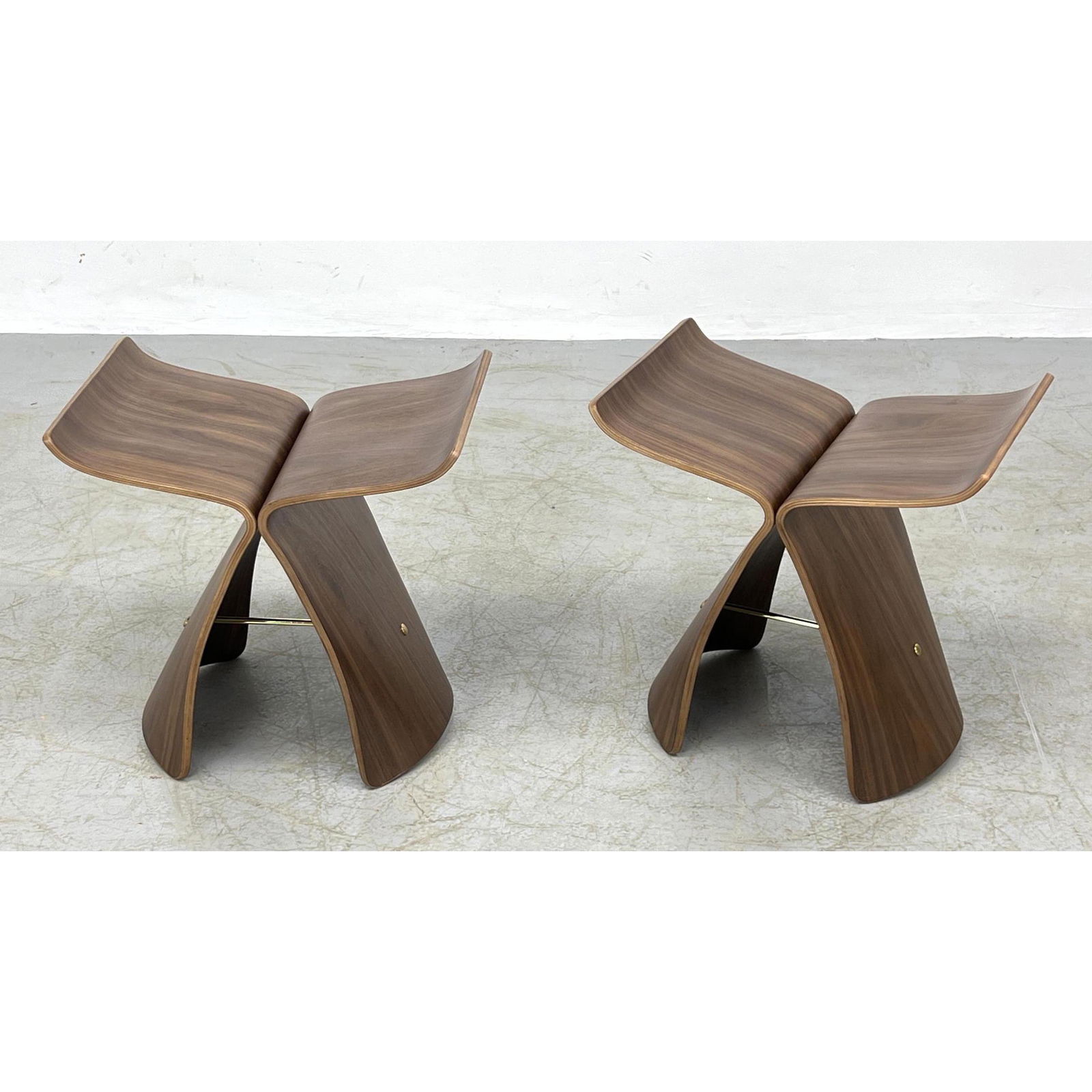 Pr Yanagi style Butterfly Stools. Elegant Modernist Des (1 of 9)