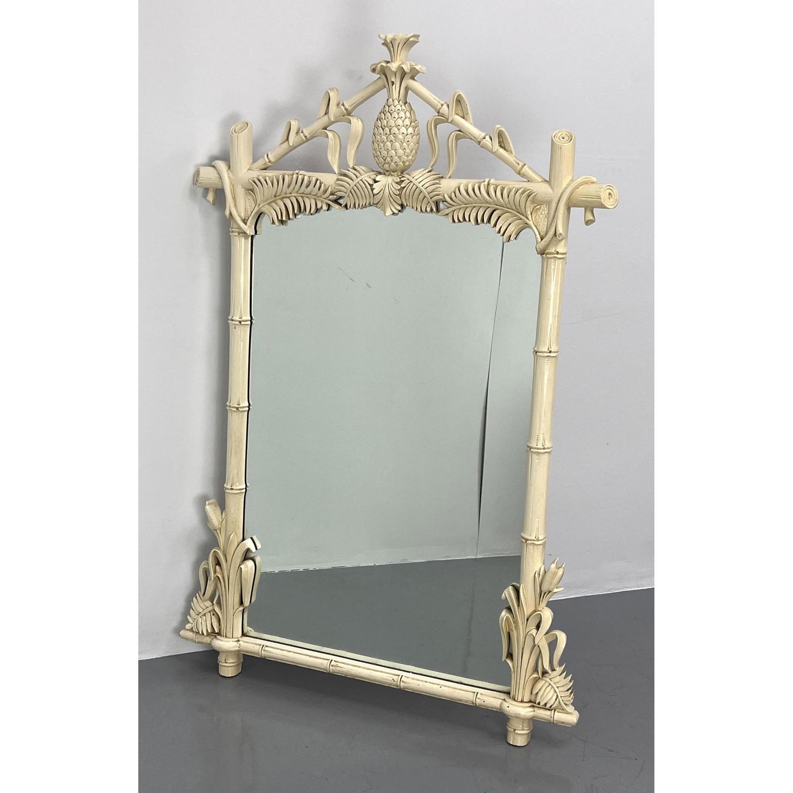 Gampel and Stoll Pineapple Wall Mirror. (1 of 8)