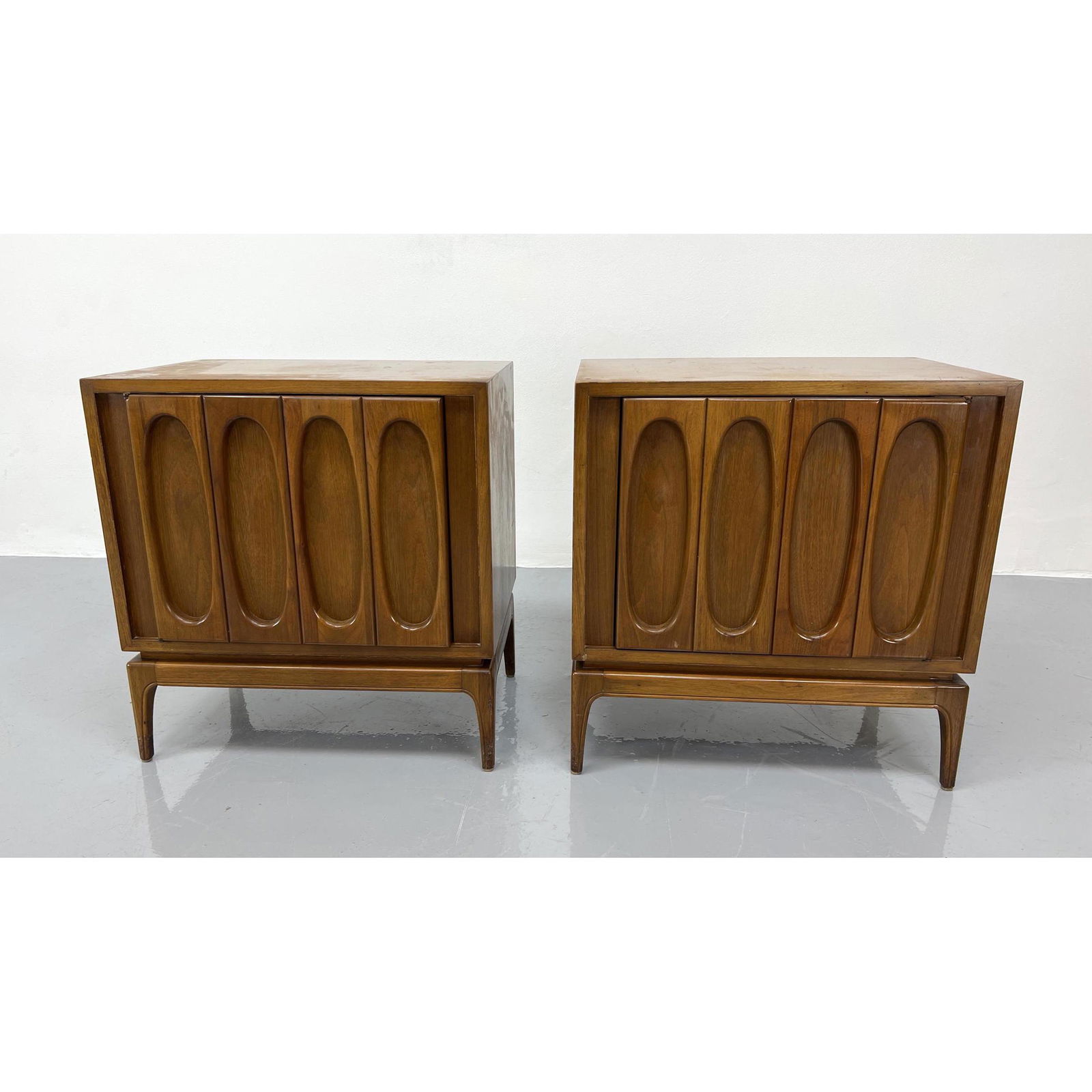 Pr Modernist End Tables Night Stands. Each having two d (1 of 8)
