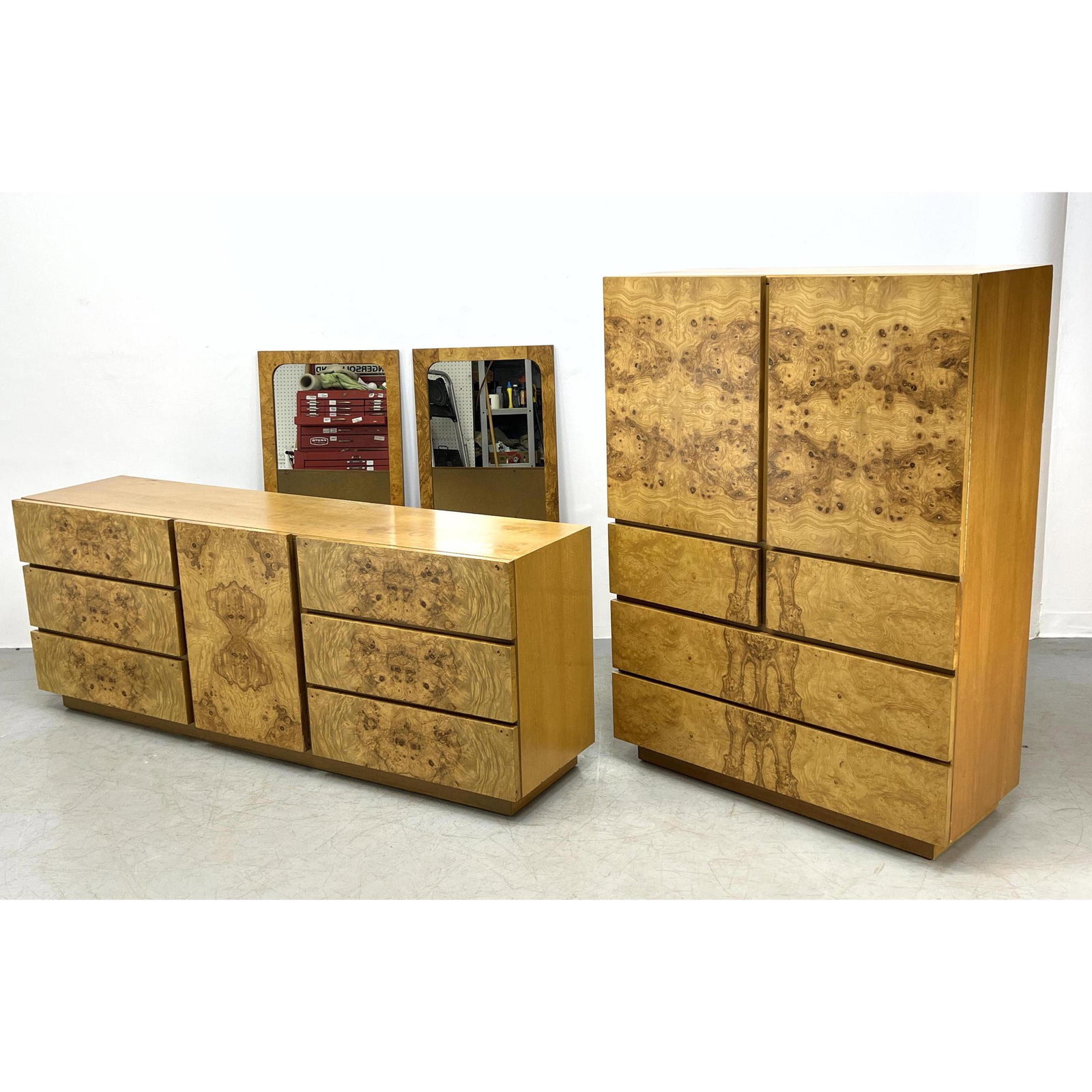 4pc LANE Burl Wood Modernist Bedroom Set with mirrors. (1 of 17)