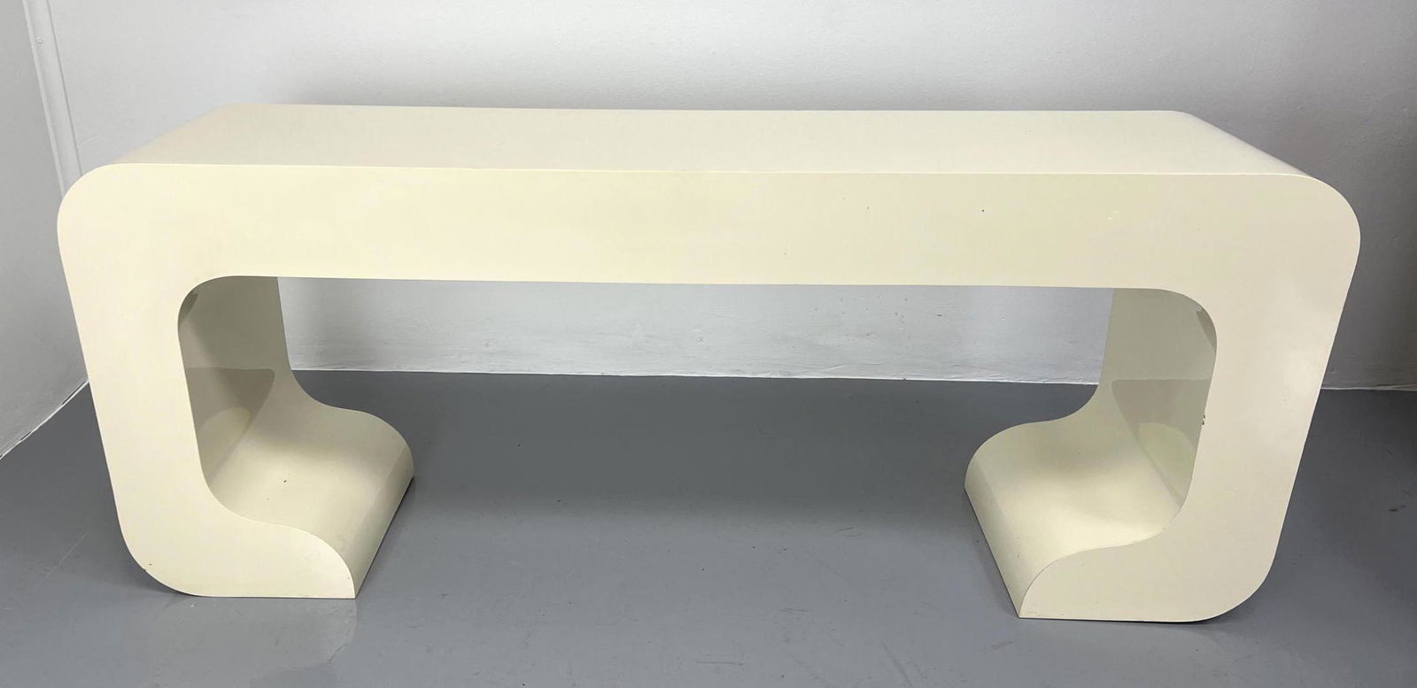 Modernist Lacquered Hall Console Table. Clean minimalis (1 of 6)