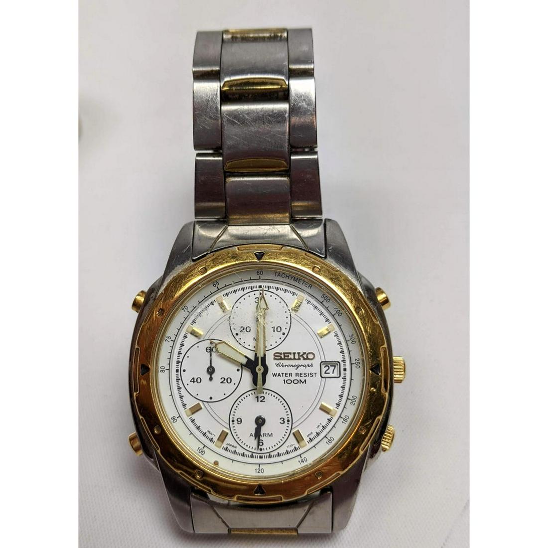 SEIKO Men's Chronograph Water Resist Watch. Stainless s: SEIKO Men's Chronograph Water Resist Watch. Stainless steel case and band. Date window. #311412. In Seiko watch case. --- US Shipping charge: $20 Plus insurance at a rate of $1 per hundred.