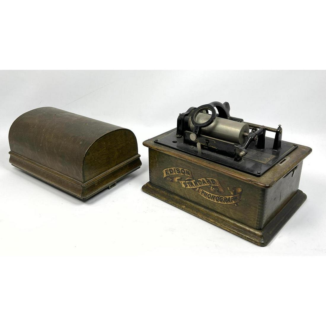 EDISON Standard Cylinder Phonograph. Oak Case. (1 of 15)