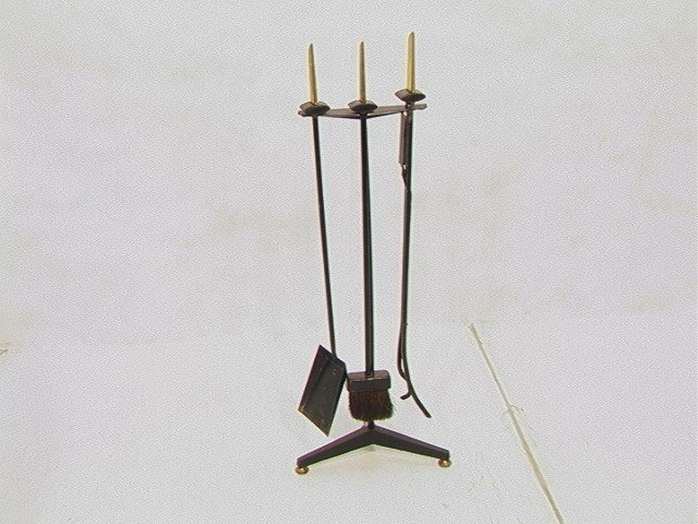 Set DONALD DESKEY for BENNETT Mid Century Modern: Set DONALD DESKEY for BENNETT Mid Century Modern Fireplace Tools. Brass and Iron 4 PCS set. Stylish Brass Handles on Heavy Iron Tools. Tripod Iron Base.-- Dimensions: H: 33.5 inches --- Condition (Gen