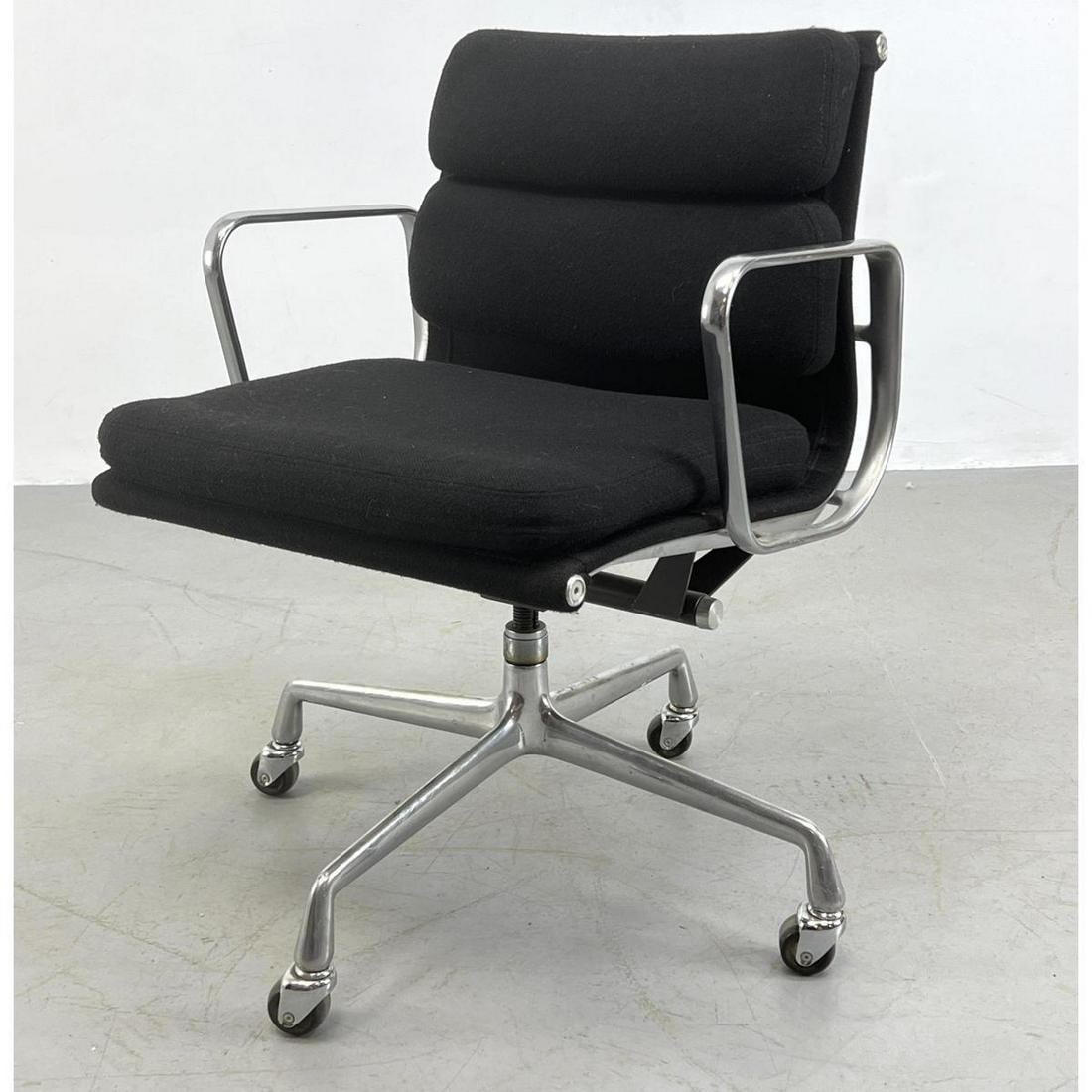 HERMAN MILLER Aluminum Management Desk Chair. Aluminum: HERMAN MILLER Aluminum Management Desk Chair. Aluminum Frame Office Chair. CHARLES EAMES. Label Dimensions: H: 33 inches: W: 23 inches: D: 23 inches - Seat Height: 21 inches ---