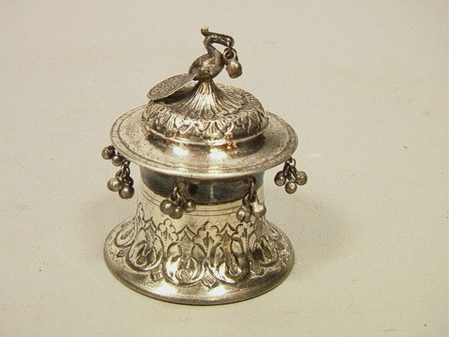 MIDDLE EASTERN Silver SPICE Box. Lidded with Peac: MIDDLE EASTERN Silver SPICE Box. Lidded with Peacock Top. Stamped Hallmark. -- Dimensions: H: 3.25 inches: W: 2.5 inches--- Weight: 2.96 Troy ozs. ---- --- Condition (General): Very Good Condition. Pl