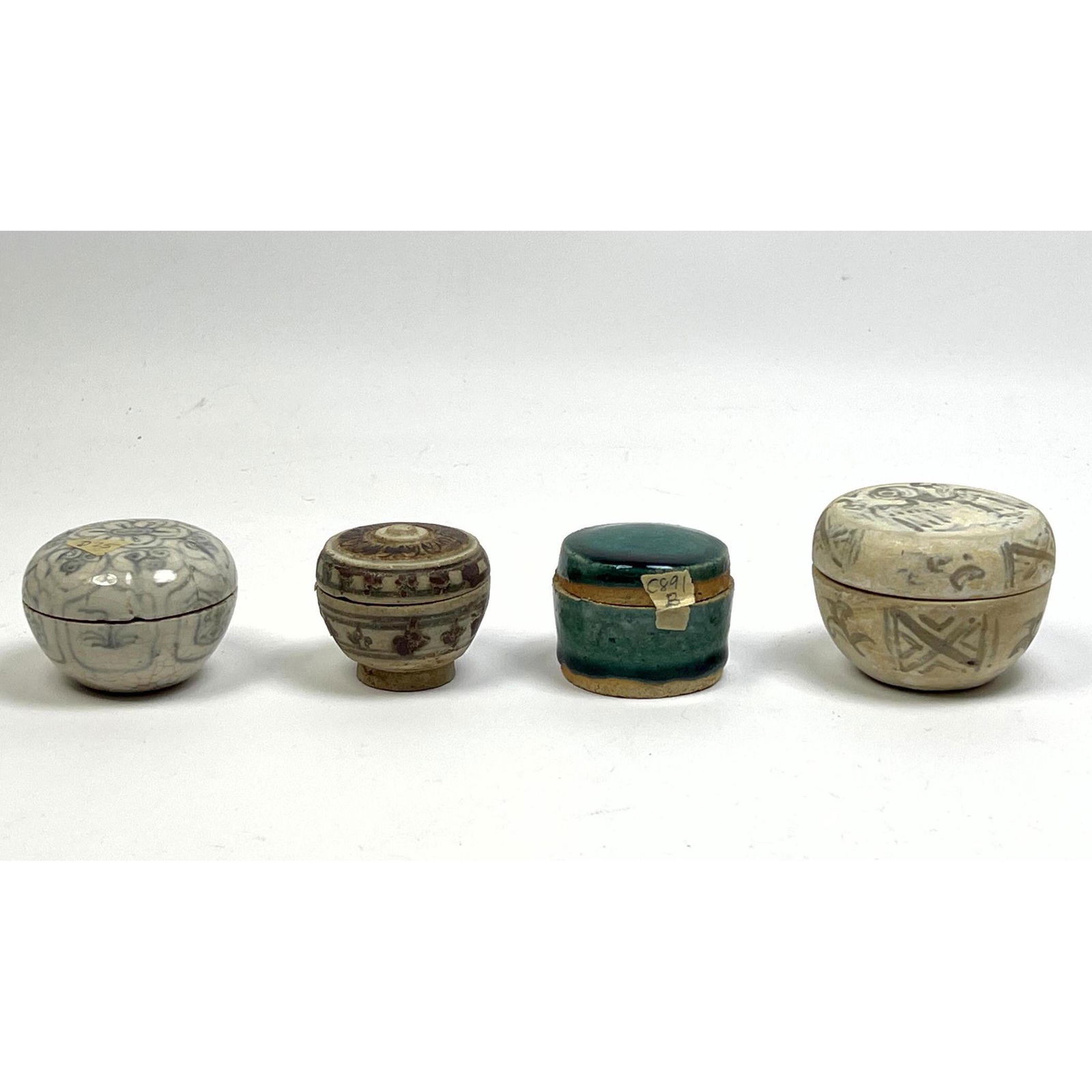 4pc Antique Chinese Porcelain lidded boxes Annam Tongki (1 of 20)
