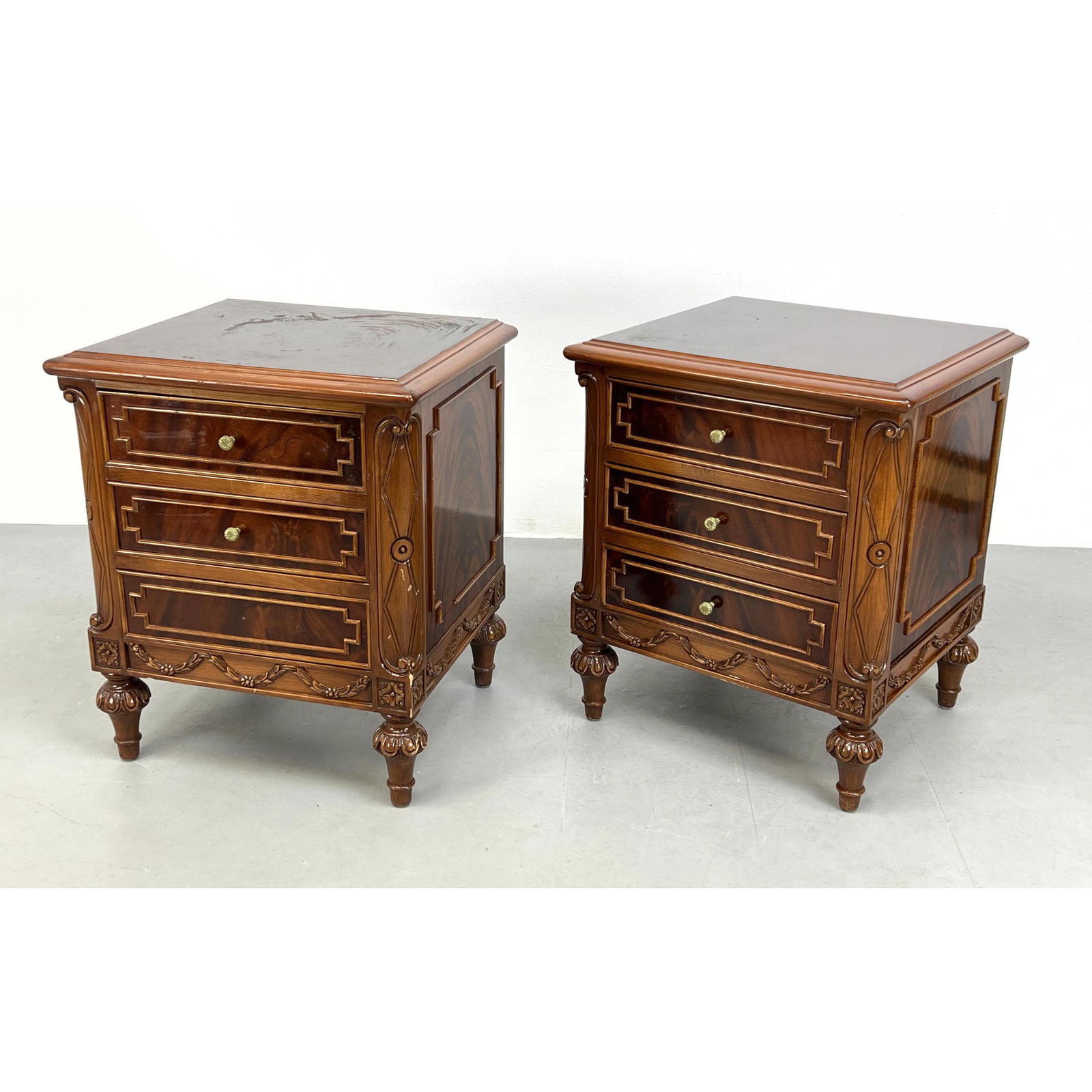 Pr Three Drawer Flame Mahogany Night Stands. Vintage. (1 of 14)