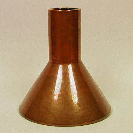 RAYMOR Italian Pottery Vase with Copper Luster Gl: RAYMOR Italian Pottery Vase with Copper Luster Glaze. Large Vase with Rich metallic glaze. Marked and tagged. -- Dimensions: H: 9.25 inches: W: 9 inches --- Condition (General): Very Good Condition. S