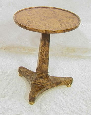 Kittinger Buffalo Faux Tortoise Tabouret Table. R: Kittinger Buffalo Faux Tortoise Tabouret Table. Round top on pedestal base. Marked.-- Dimensions: H: 17 inches: W: 14 inches --- Condition (General): Two small nicks. Please contact us with specific q