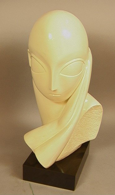 AUSTIN INC PROD, 1961. Mme Pogany by CONSTANTINE: AUSTIN INC PROD, 1961. Mme Pogany by CONSTANTINE BRANCUSI. Plaster Bust-- Dimensions: H: 19 inches: W: 8 inches: D: 8 inches --- Condition (General): Very Good Condition. Some Losses to paint finish. 