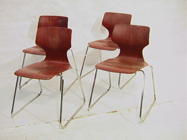 Lot 4 FLOTOTTO PAGWOOD PAGHOLZ Stacking Chairs. R: Lot 4 FLOTOTTO PAGWOOD PAGHOLZ Stacking Chairs. Rosewood Color. Nicely grained wood seats with acrylic finishing coat. Made in West Germany. Set of 4. Square tube chrome legs.-- Dimensions: H: 29.5 in