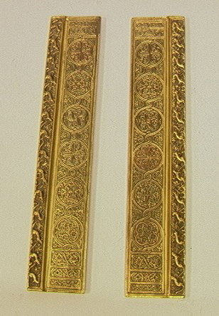 Tiffany Studios VENETIAN 1640 Bronze blotter ends: Tiffany Studios VENETIAN 1640 Bronze blotter ends.-- Dimensions: : L: 12.25 inches --- Condition (General): Very Good Condition. Please contact us with specific questions about condition, not visible 