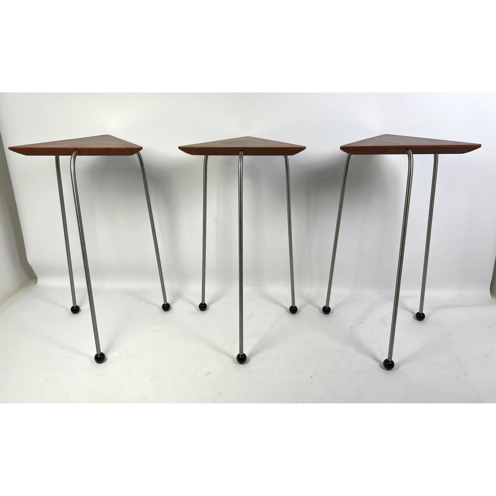 Set 3 DAVID KIERNAN Triangular Wood Nesting Tables. Metal legs with ball feet. Marked. (1 of 7)